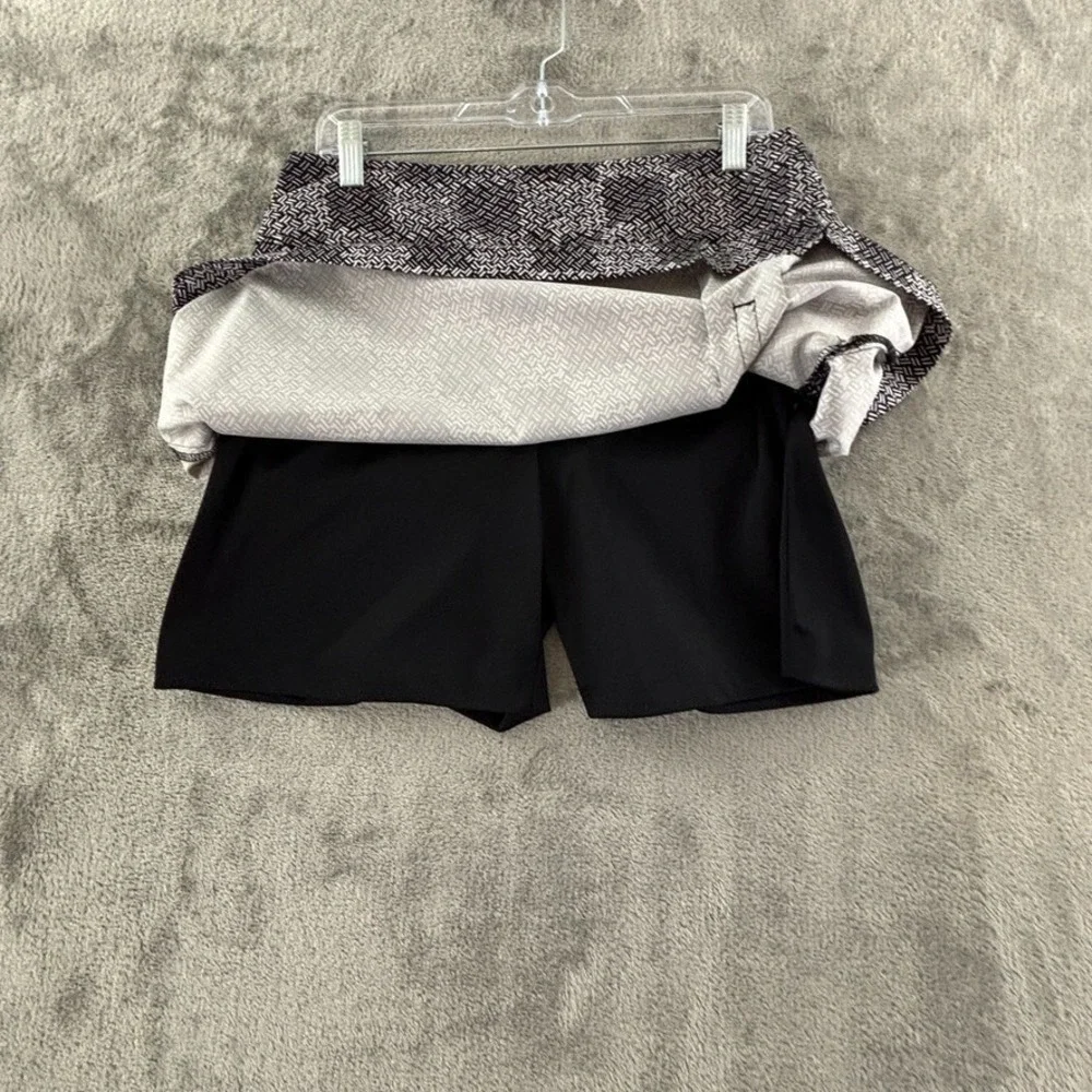 Izod XFG Golf Skort Womens 8 Black White Check Kick Pleat Pocket Stretch Zip‎